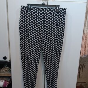 Talbots Black and White Patterned Leggings